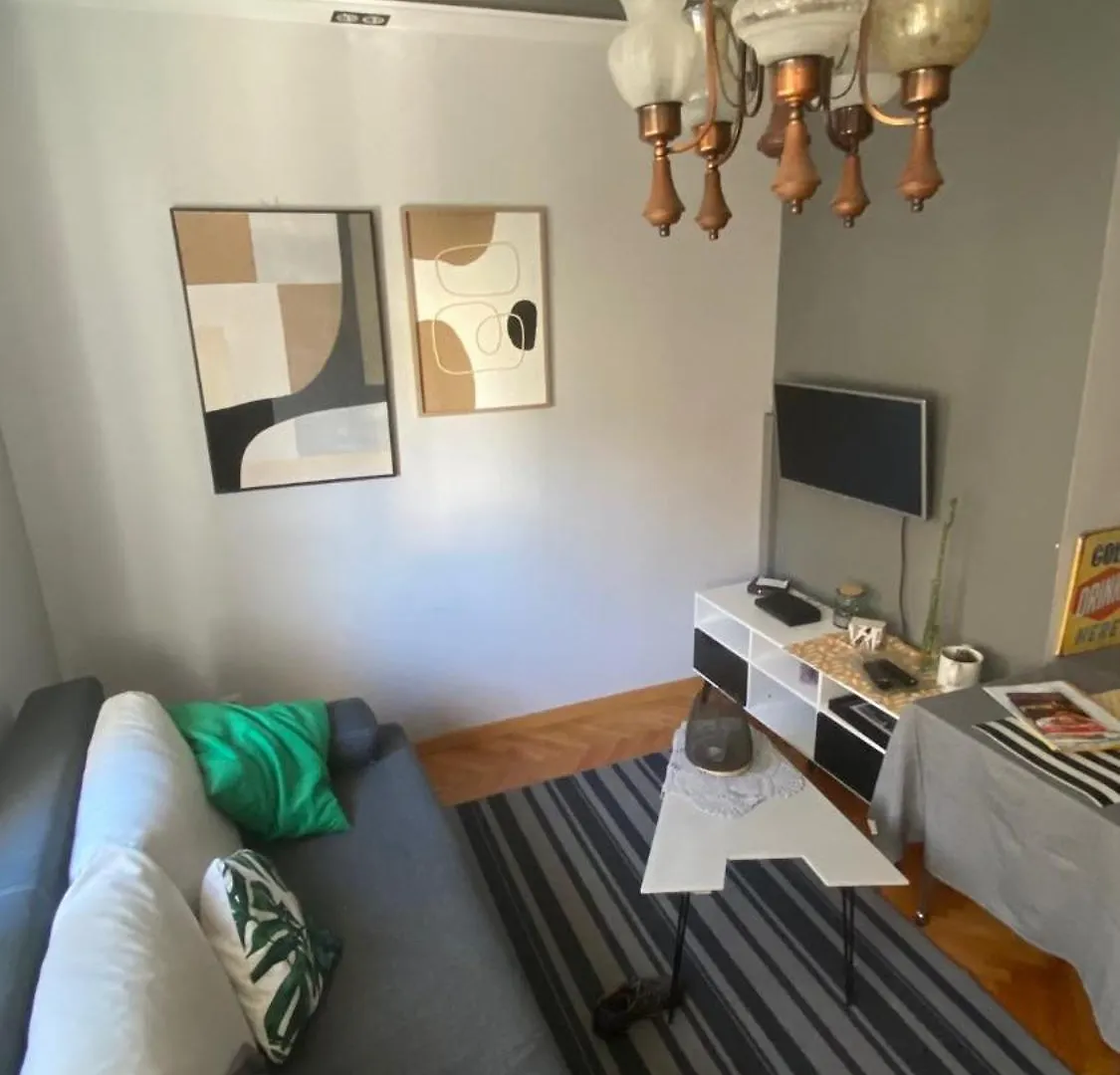 Shades Of Grey Apartments Split